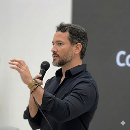 Caio Borges — retrato circular